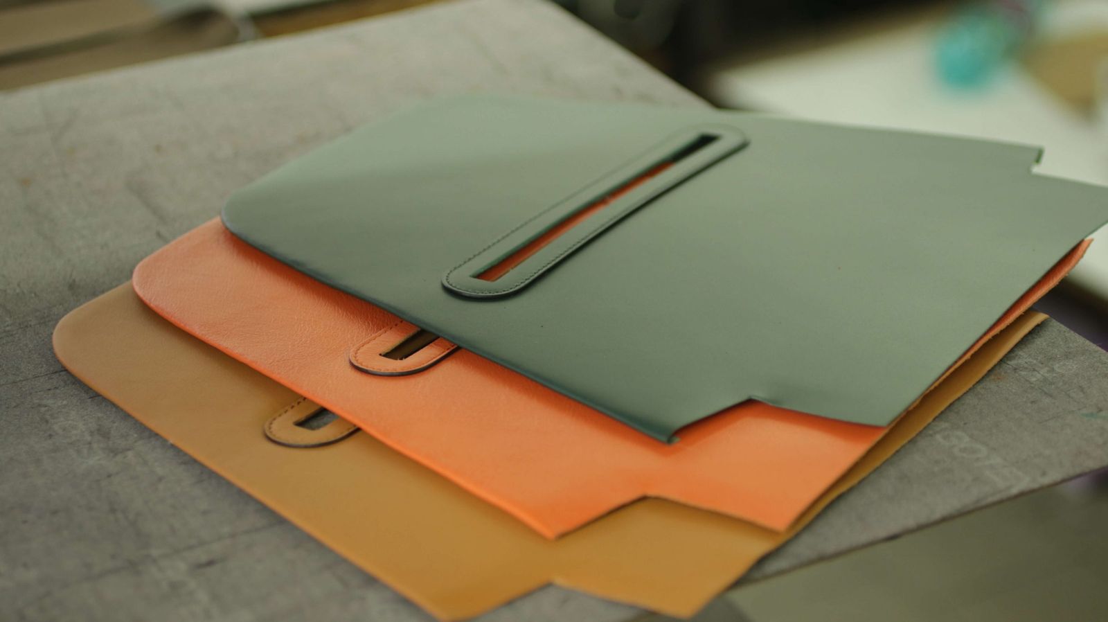 Leather samples and patterns in different colours